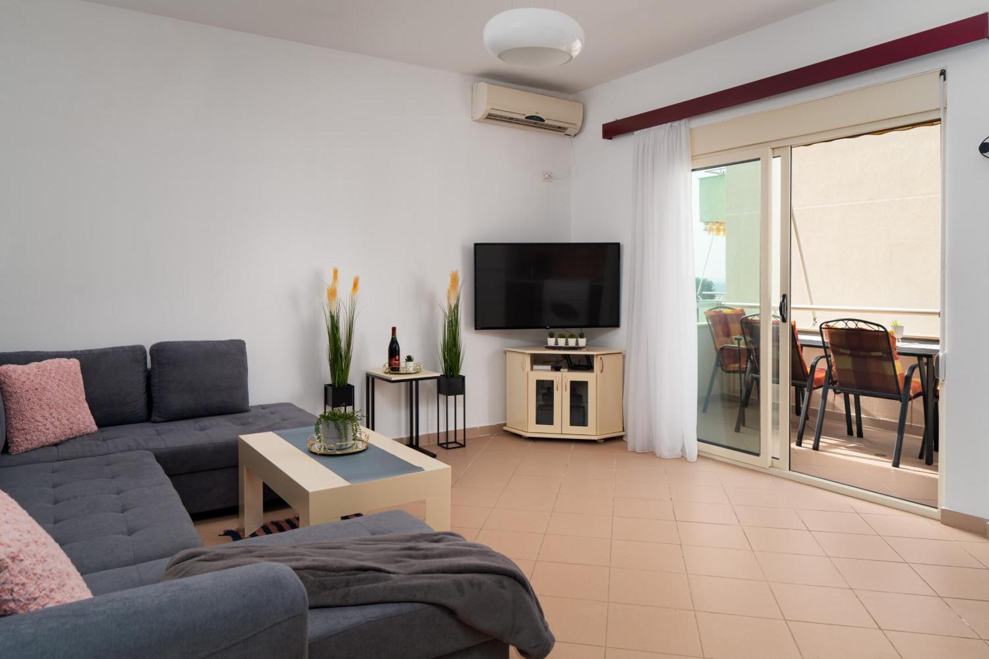 Dajmon Sea View * Golem (Tirana)